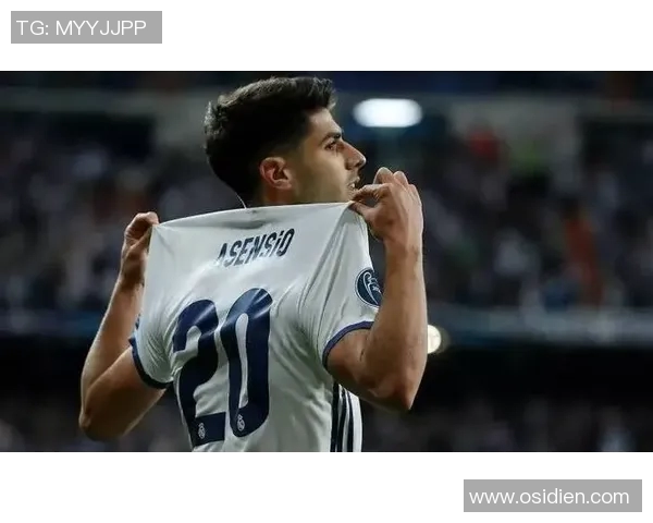 美国足球新星麦肯尼崭露头角 盘点其职业生涯与未来潜力 美国足球新星麦肯尼崭露头角 盘点其职业生涯与未来潜力