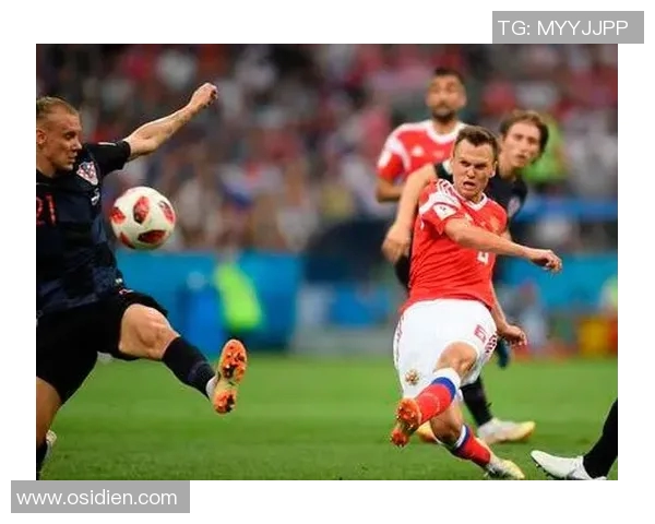 天下足球十大球星合影照 展现足坛传奇风采与巅峰对决瞬间